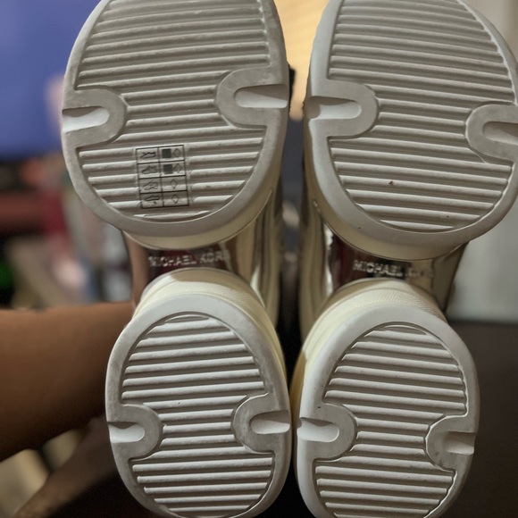 Micheal Kors Olympia Sneaker - Picture 3 of 3